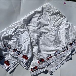 Pottery Barn kids crib dust ruffle